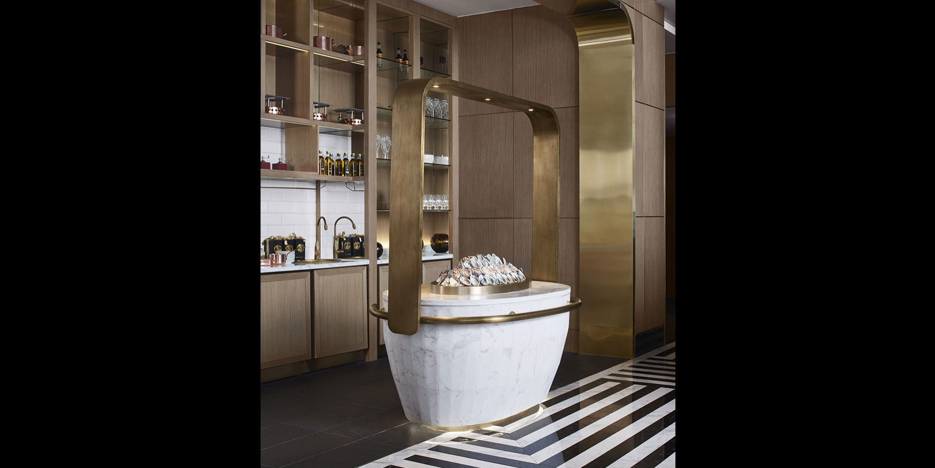 Intercontinental Hanoi Landmark 72-16