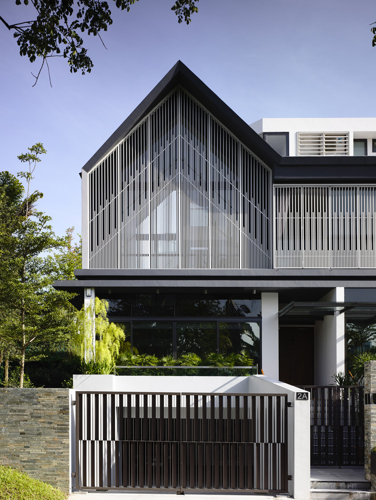 2 Holland Grove   A D LAB-40