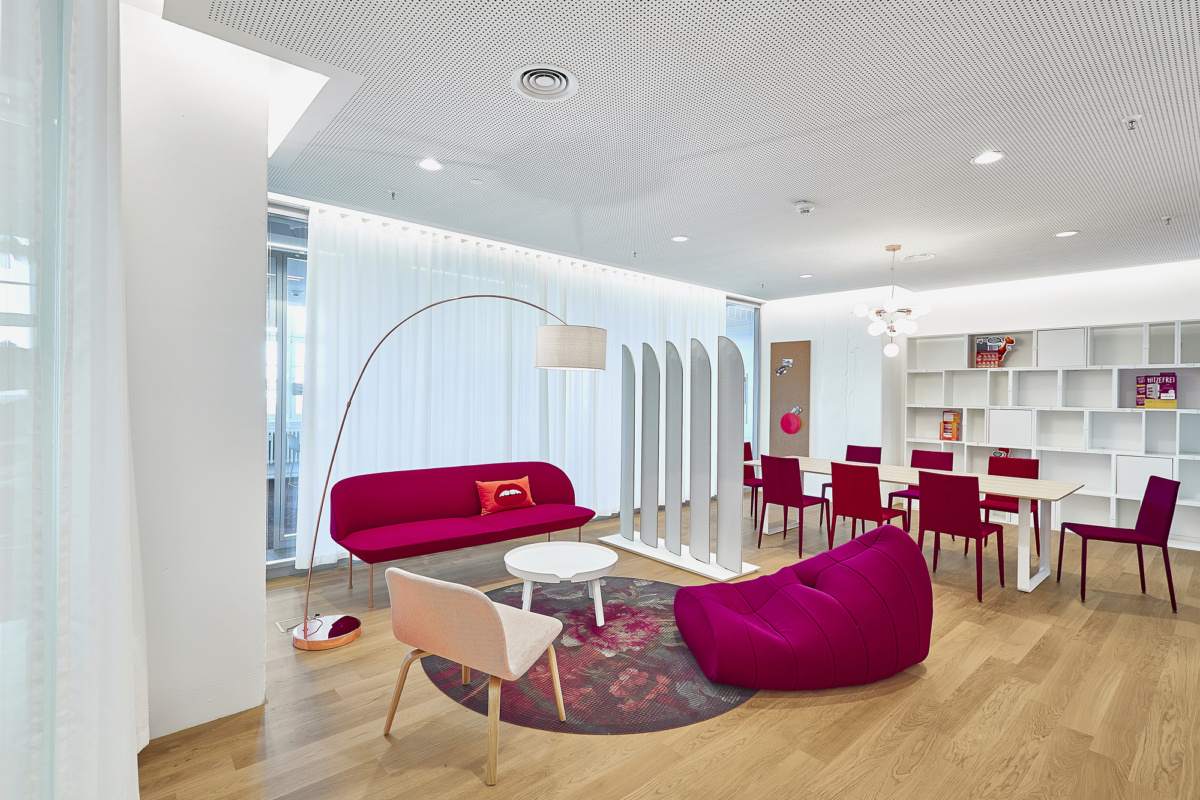 柏林 DR. KADE 制药公司办公室 | 历史与现代的完美融合-13