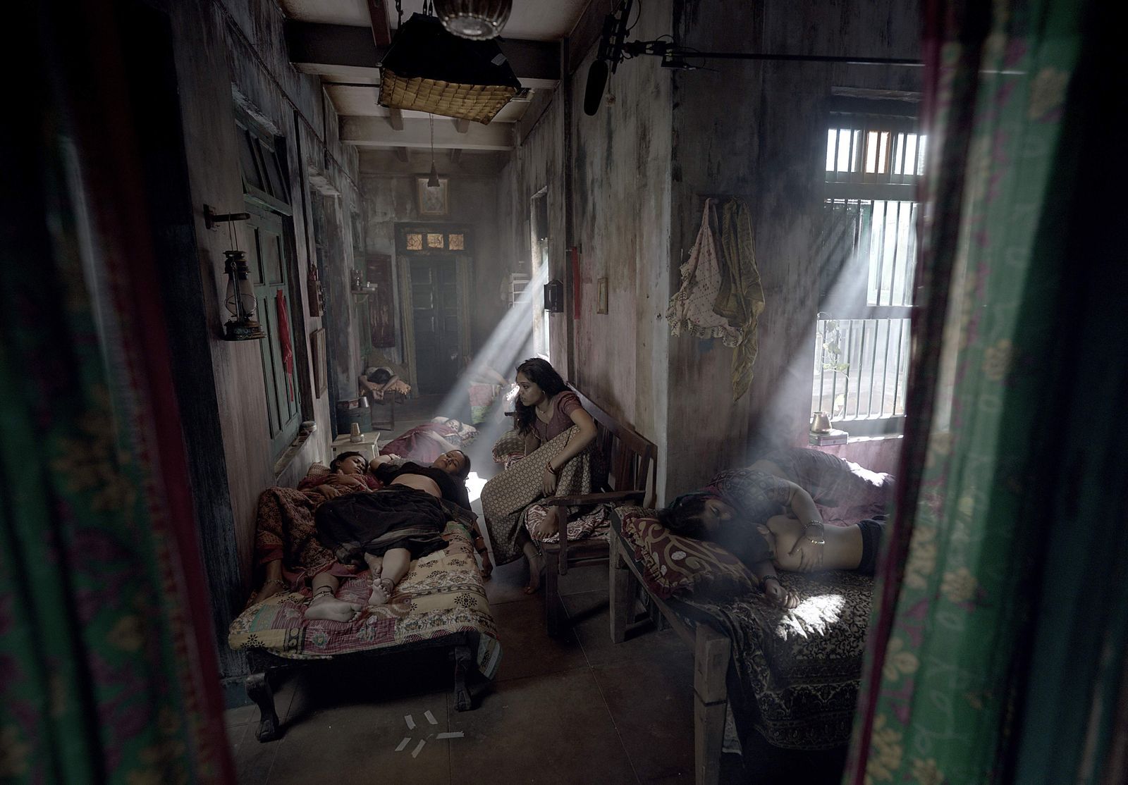 《Gangubai Kathiawadi》电影场景搭建丨印度丨Subrata Chakraborty和Amit Ray-51