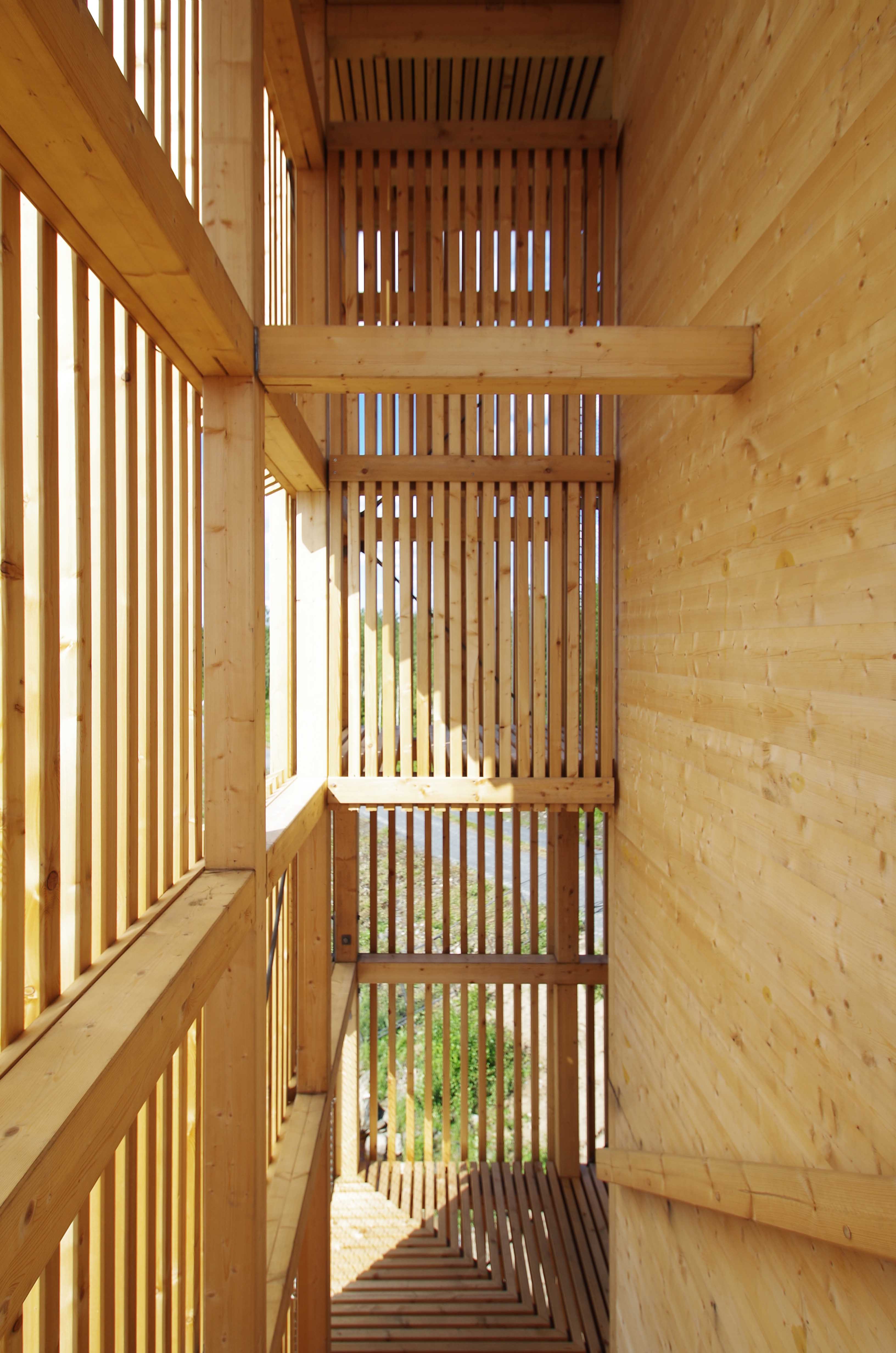 芬兰 Sein joki 市潜望镜塔——木构观景新地标-36