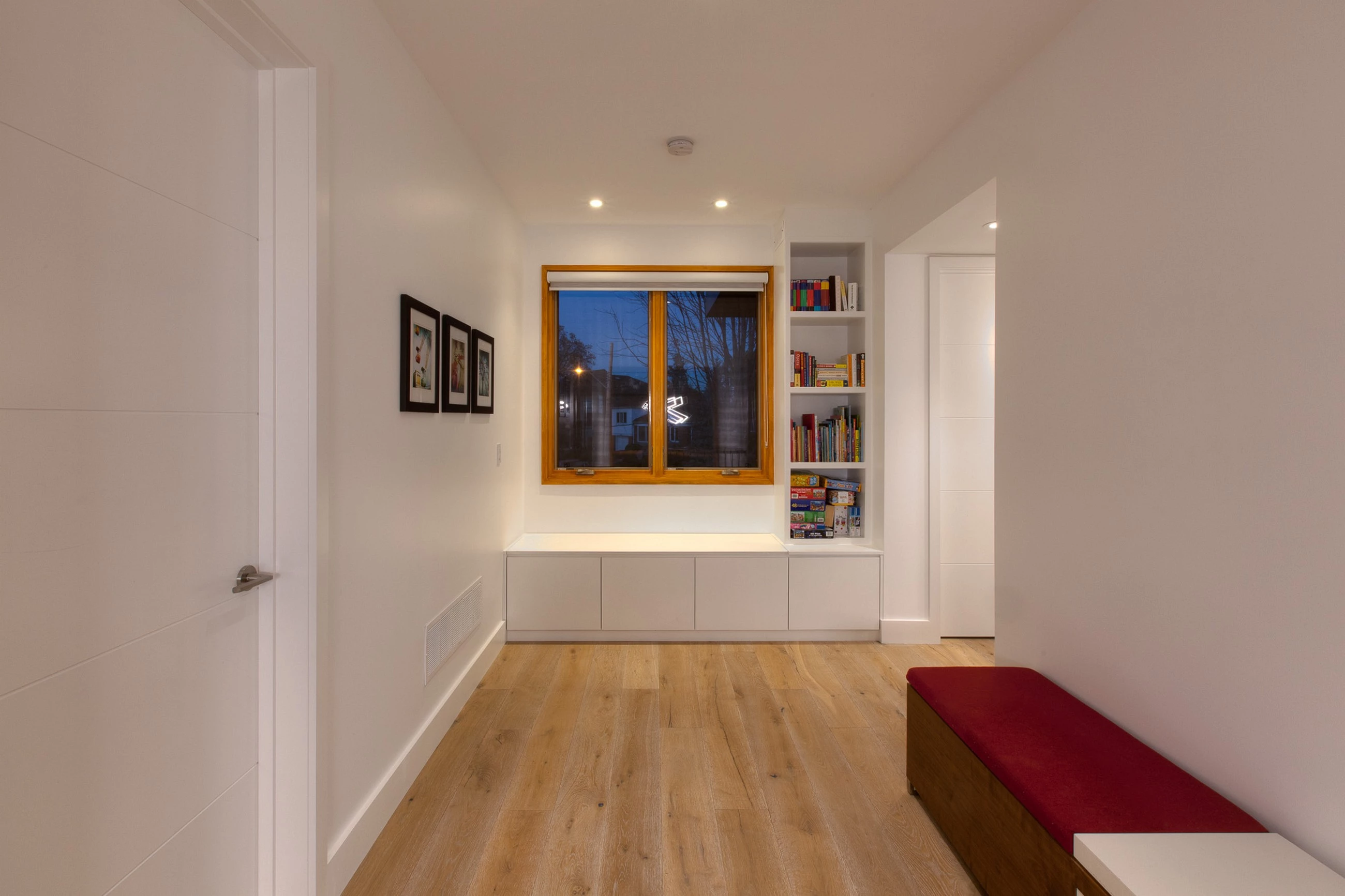 加拿大多伦多 Mimico Creek House 的室内设计亮点-18