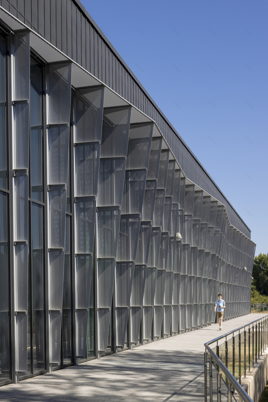 莱斯特中心太空公园丨英国丨Shepheard Epstein Hunter-46