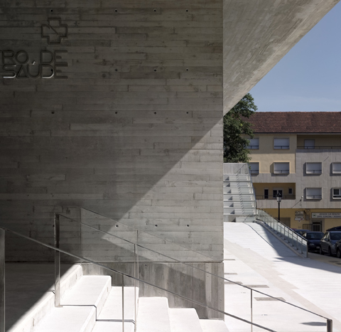 Healthcare Center in Valenzá  IDOM-62