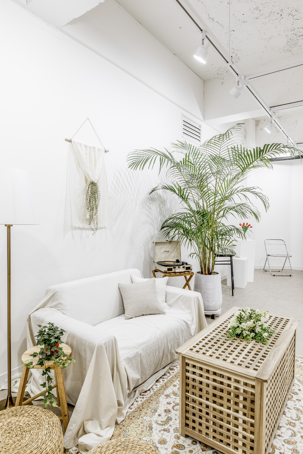 30 平米极简风工作室 设计亮点一目了然-18