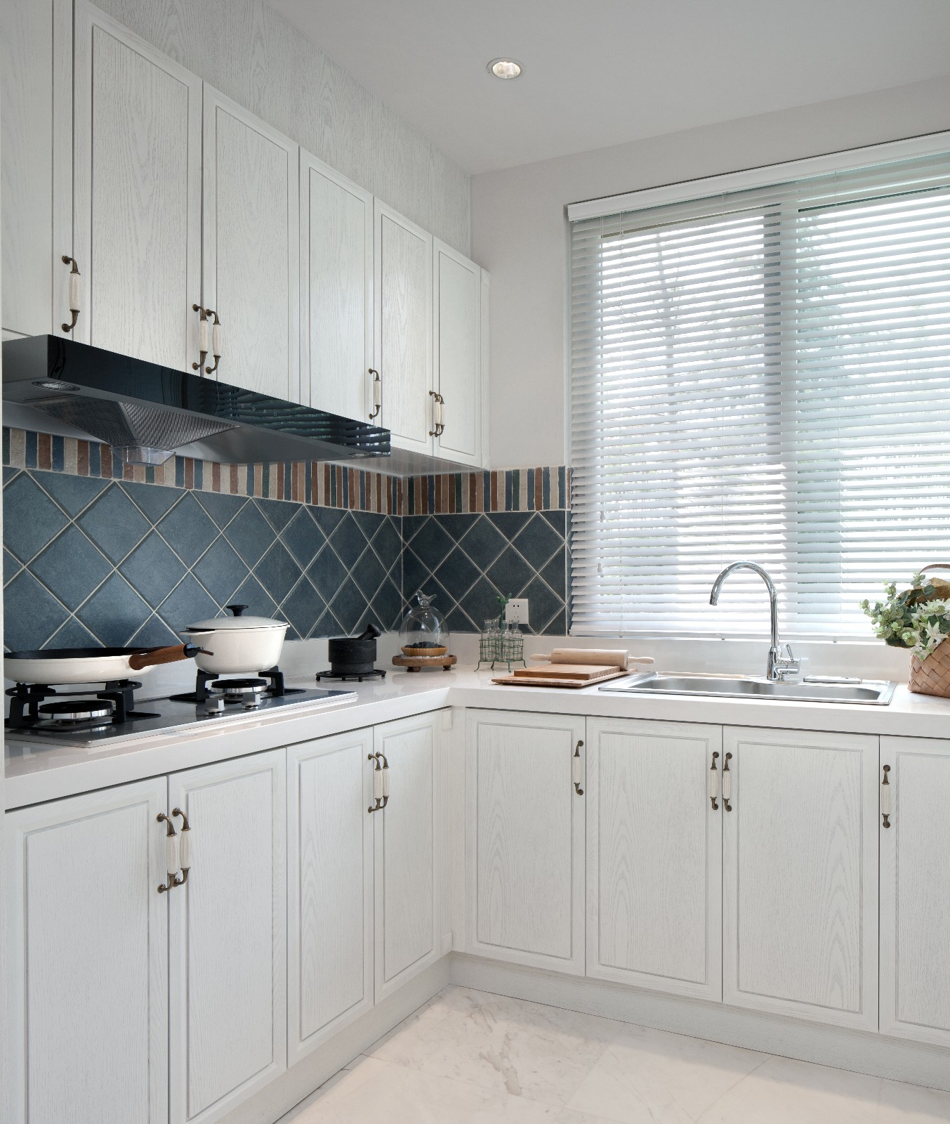 西安国港城底跃-12