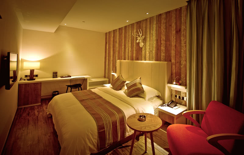 融合多地文化，打造现代精品酒店-1