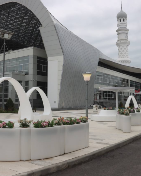 “Вокзал Грозный”火车站