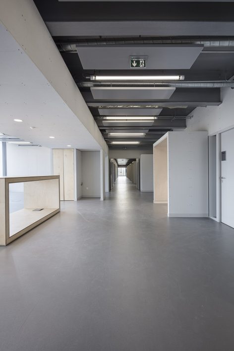 融入乡村环境的 ENSAE 学院,轻盈钢构展现简约抽象之美-51