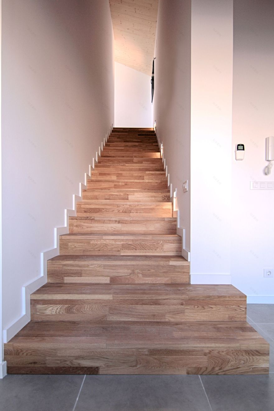 巴塞罗那 RA House | 双区设计,被动式节能住宅-21