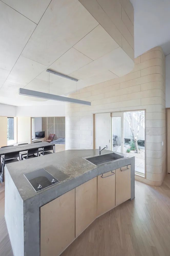 首尔以东的倾斜屋顶乡村住宅-40