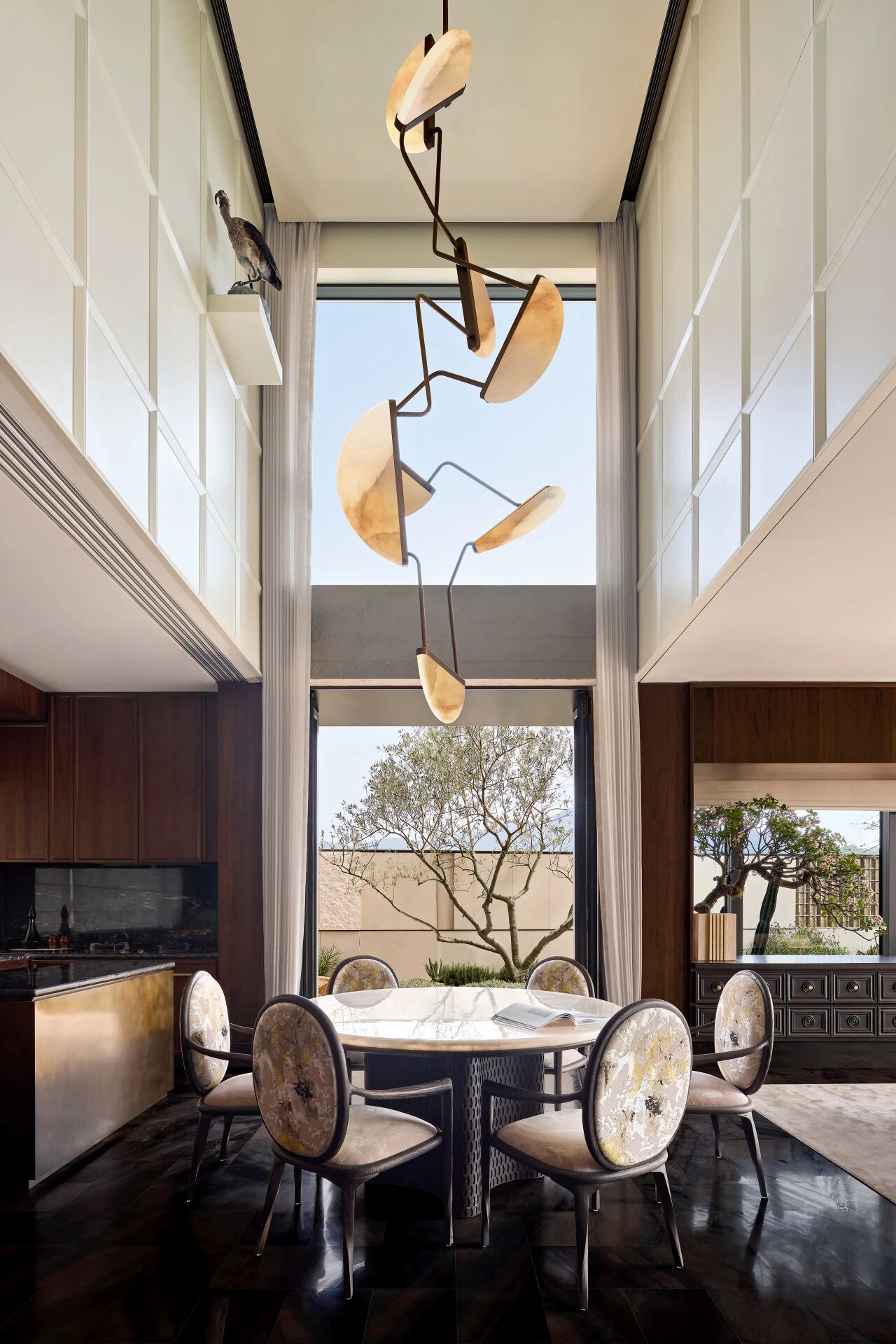 金地御湖颂丨中国广州丨硬装矩阵纵横,软装矩阵鸣翠-9