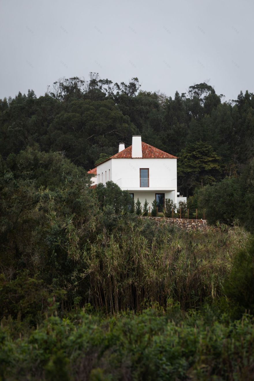 兰霍拉斯的房子丨葡萄牙丨Vasco Lima Mayer-27
