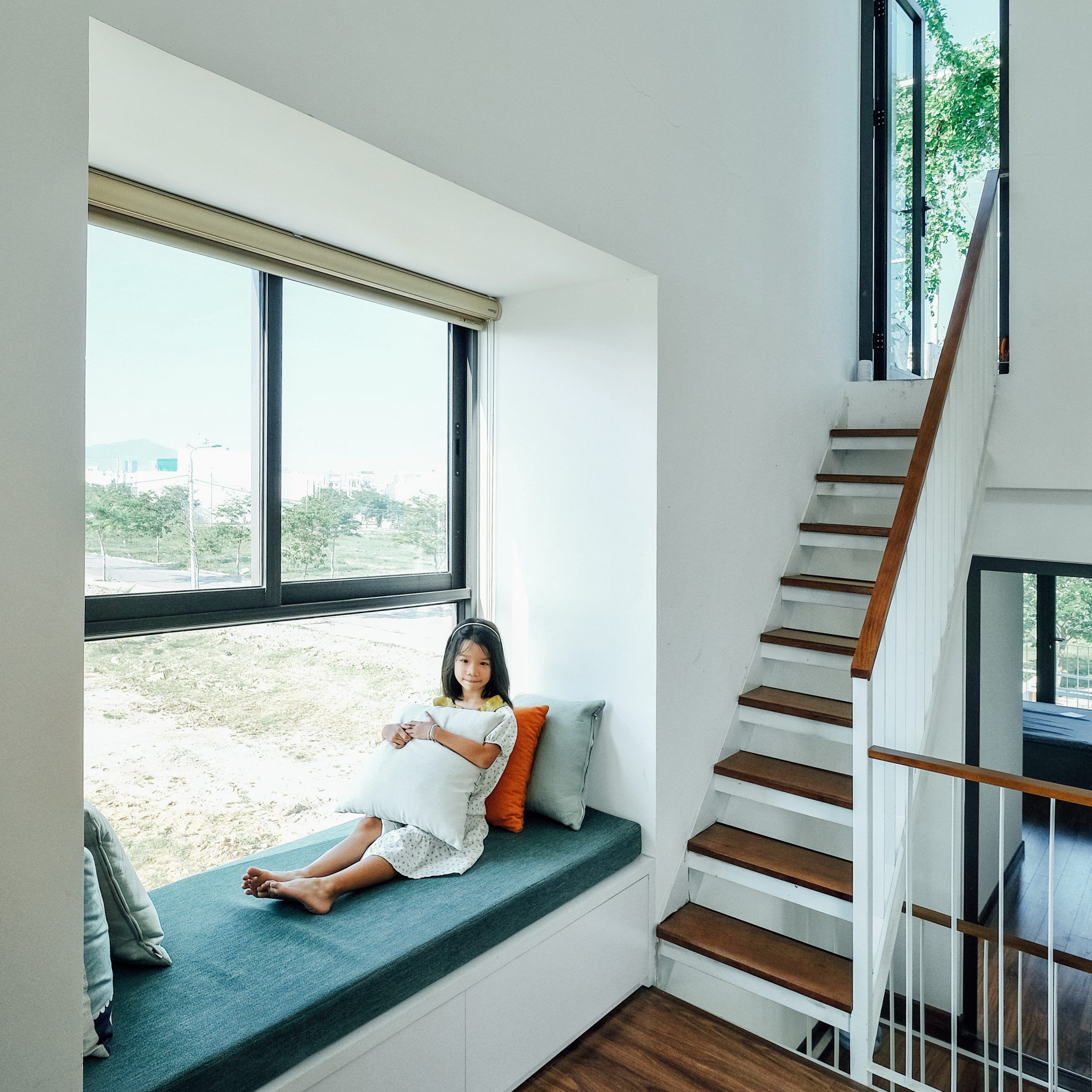 绿意盎然的四口之家-11