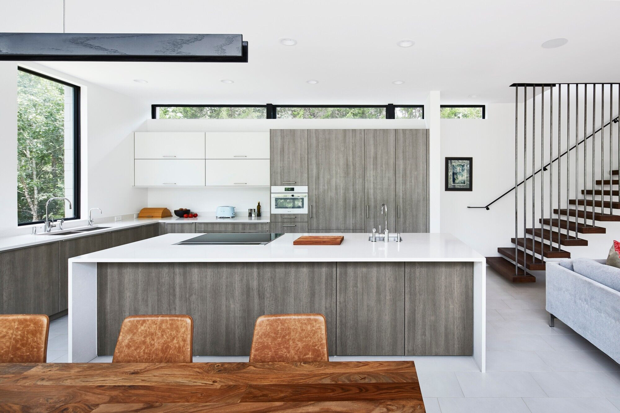 德州奥斯汀湖畔简约石 Glass Bridge 住宅-29