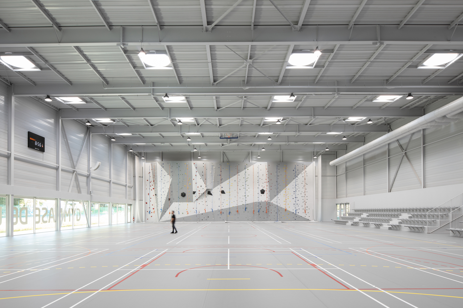 法国拉切斯奈体育馆丨博洪伯特建筑公司-33