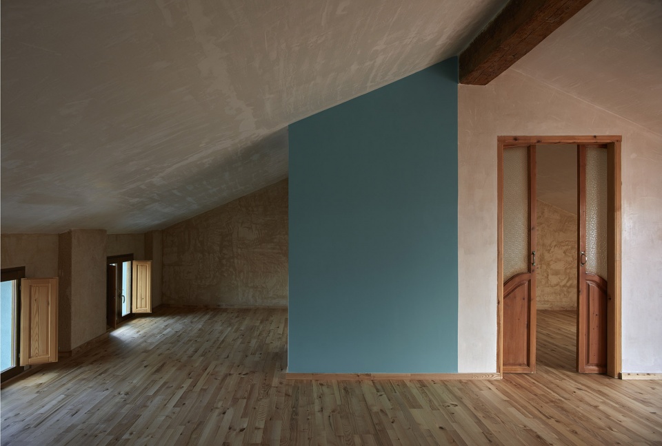 历史街区的活力新生 | El Cabanyal 住宅翻新-35