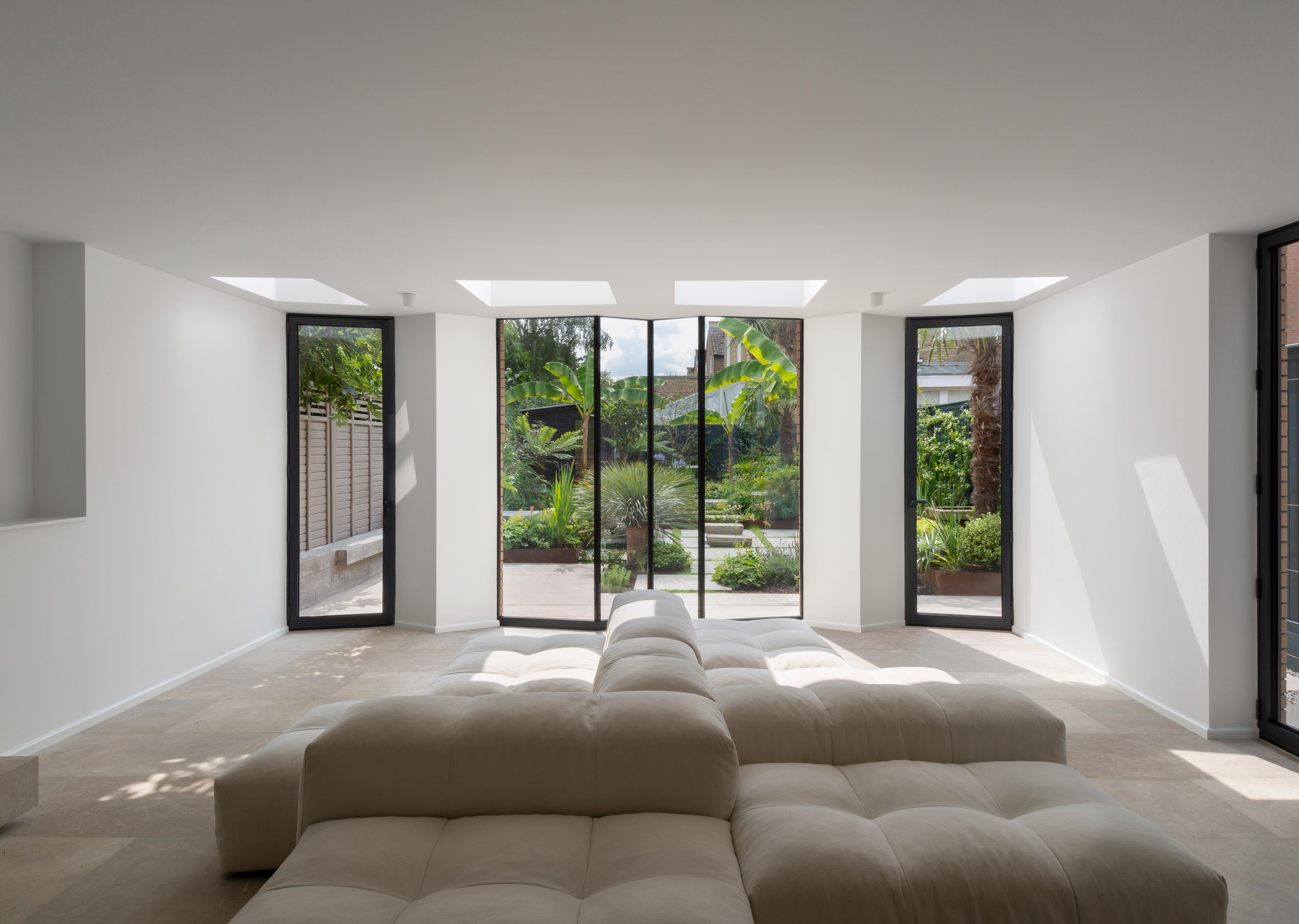 别墅庭院丨英国伦敦丨Bureau de Change-13