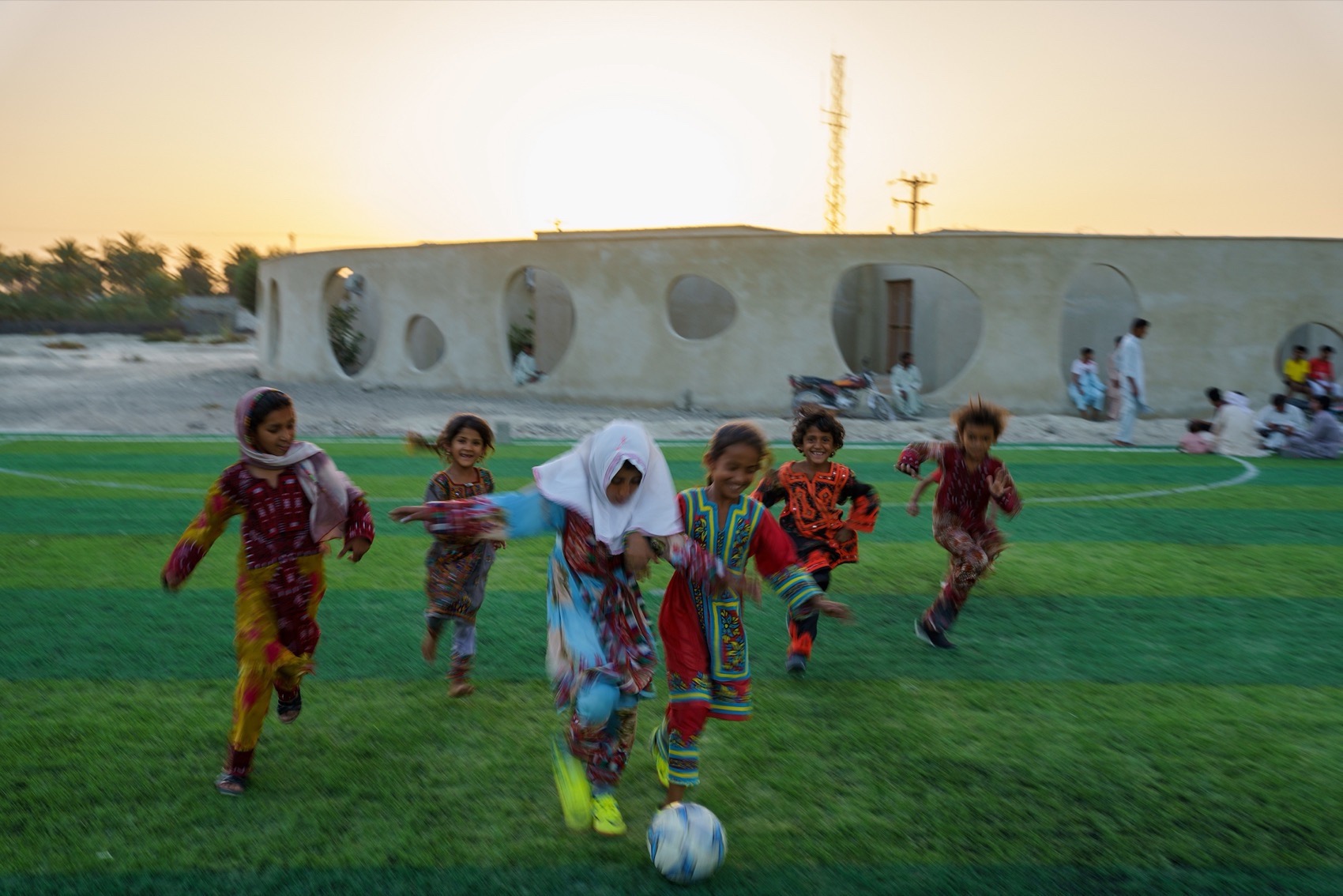 《工人与工厂》《贾德加尔小学》《亚伯拉罕宗教家园》丨伊朗丨Deed Studio-36