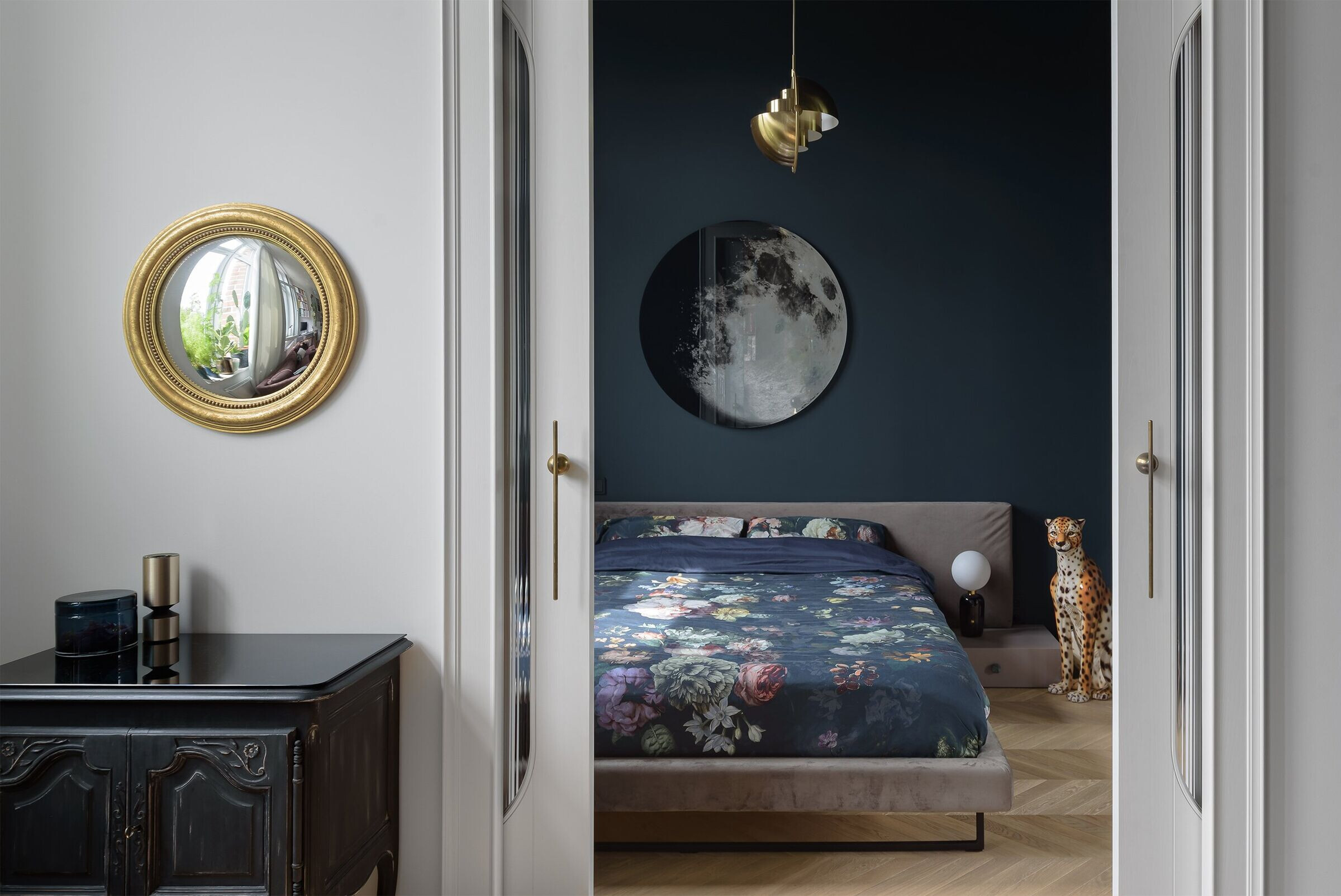 波兰历史建筑中的现代绿意空间-41