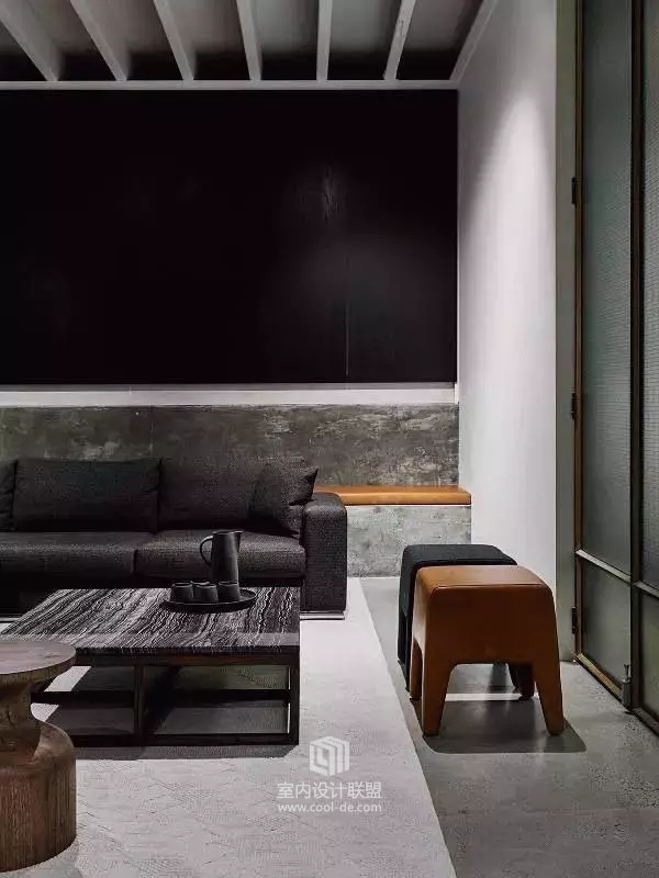 废弃仓库的一次完美转换-13