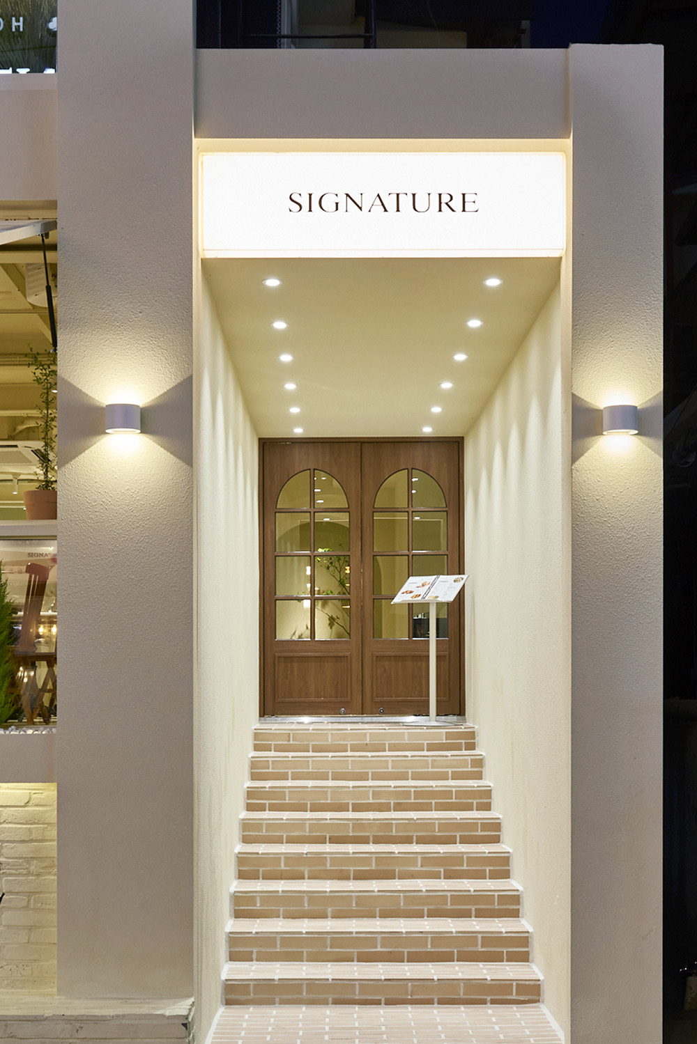 首尔 80 平高级设计咖啡厅-23