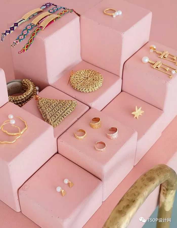 Lucy Folk设计悉尼街头粉色配饰店-12