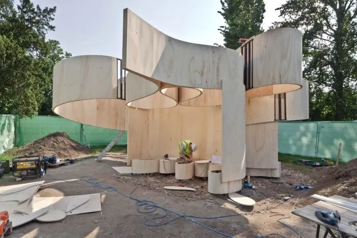 伦敦蛇形凉亭丨英国伦敦丨Barkow Leibinger-12