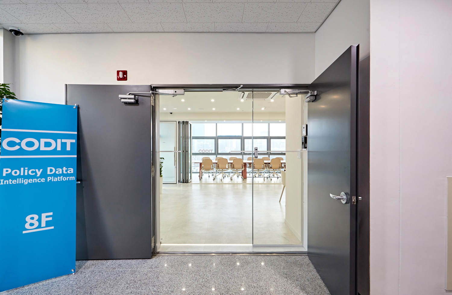 现代简约风格的 67 平米办公室设计-27