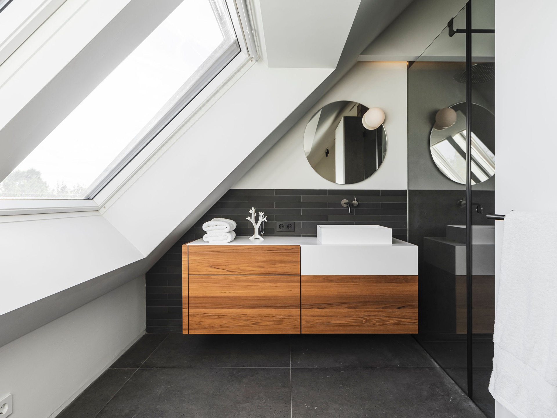 Villa gebouwd onder architectuur-22