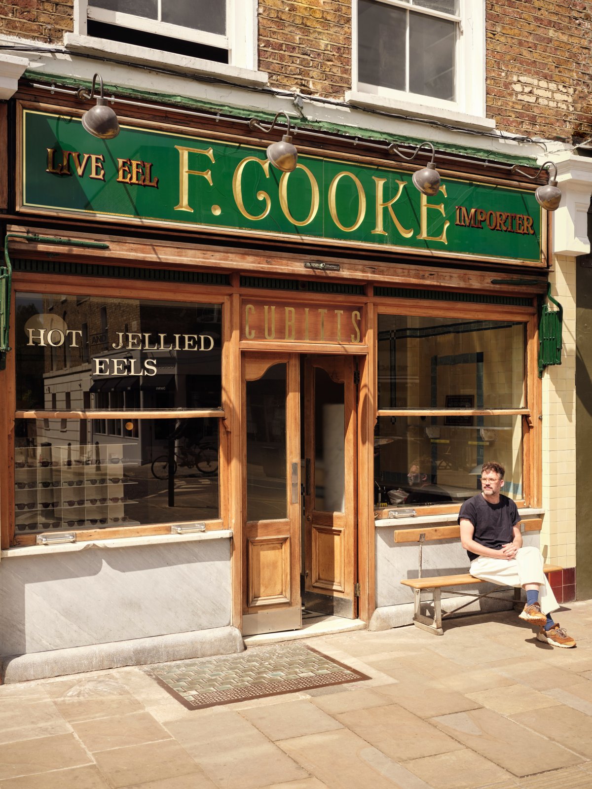 Cubitts 商店 · 现代主义改造下的伦敦风味餐厅丨英国伦敦丨EBBA Architects-7