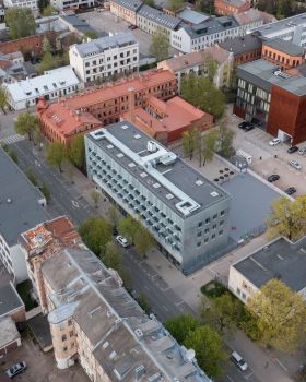 教育建筑丨立陶宛考纳斯