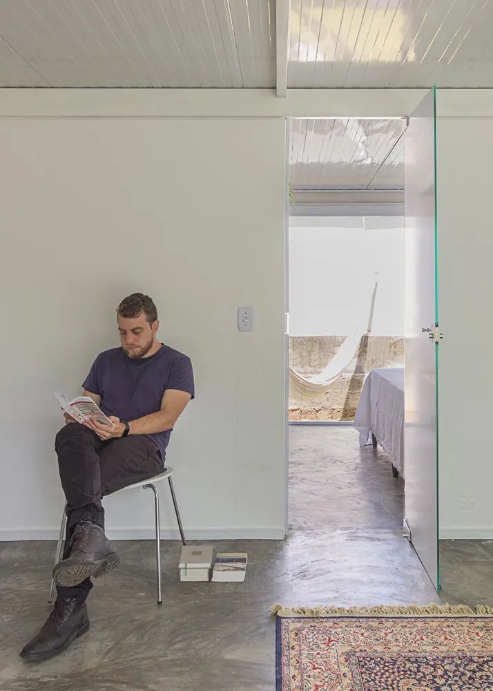 巴西利亚 40 平米半独立镜像住宅丨巴西巴西利亚丨GGH 设计机构-24