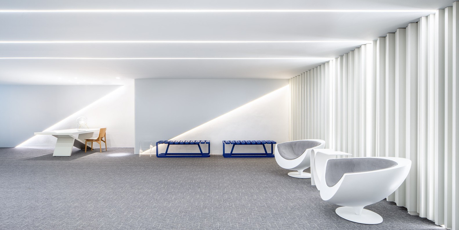 巴西10·10米纯白极简概念空间-5