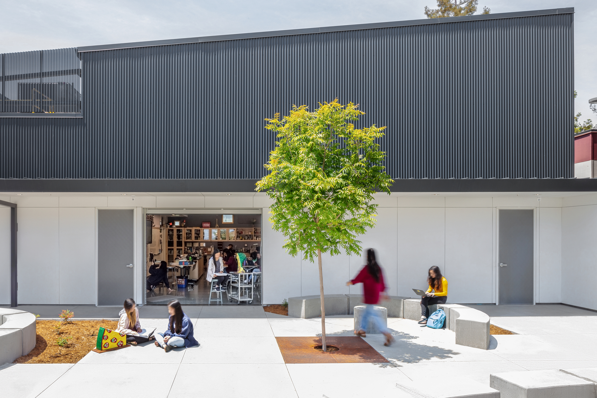 Piedmont Hills High School Science and Life Skills Complex / LPA-15