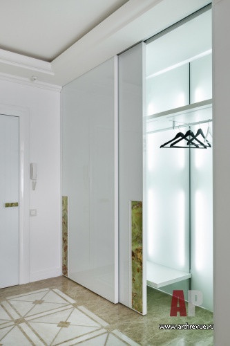 莫斯科中心家庭临时居住的新古典风白色公寓设计丨俄罗斯莫斯科丨库勒金娜·奥尔加,伊万诺娃·叶卡捷琳娜-11