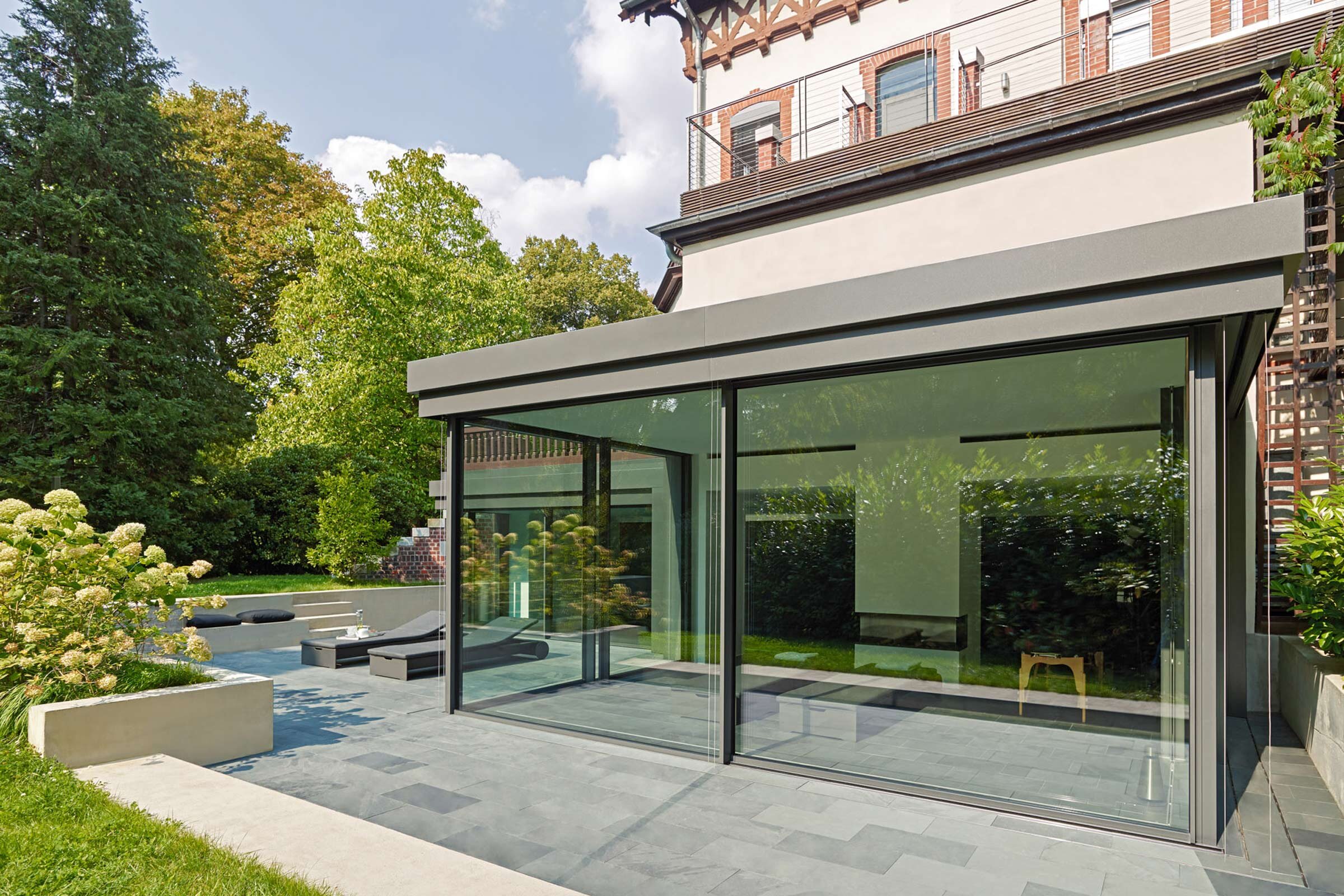 Luxury houses windows security by JS Aluminium — Design Anthology-21