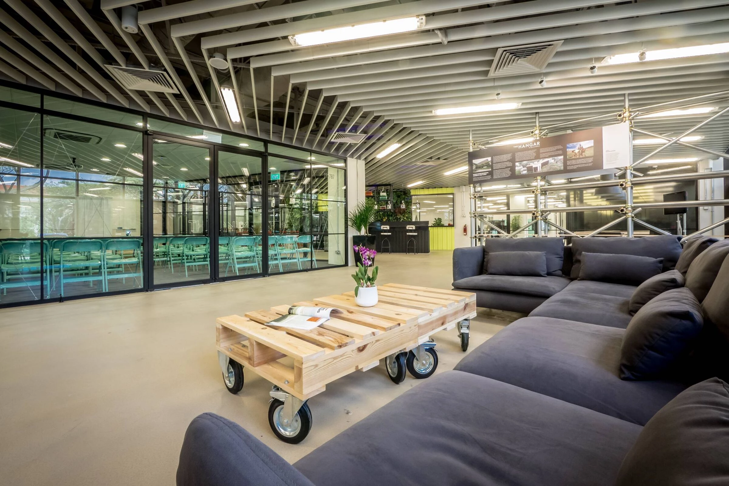 新加坡航空主题共享办公空间· Egg Creatives 的“梦幻航站”-25