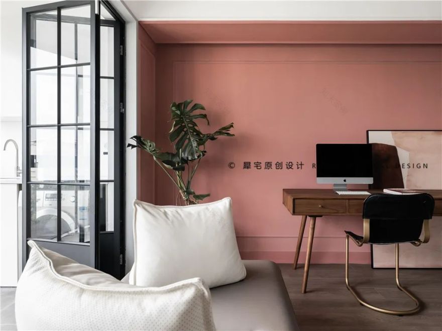 金箔上墙,无主灯设计,休闲式客厅,平平无奇的两室户改造后竟然这么出彩!-58