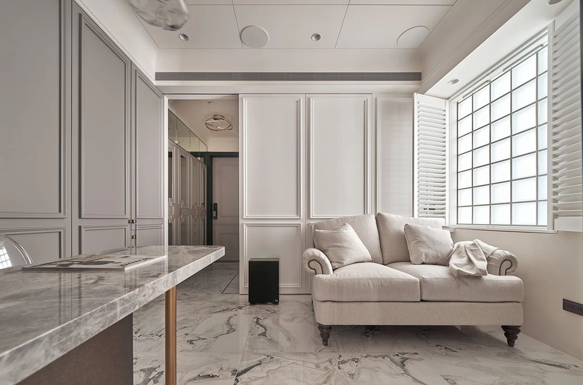 现代法式风格独居女孩的家-29