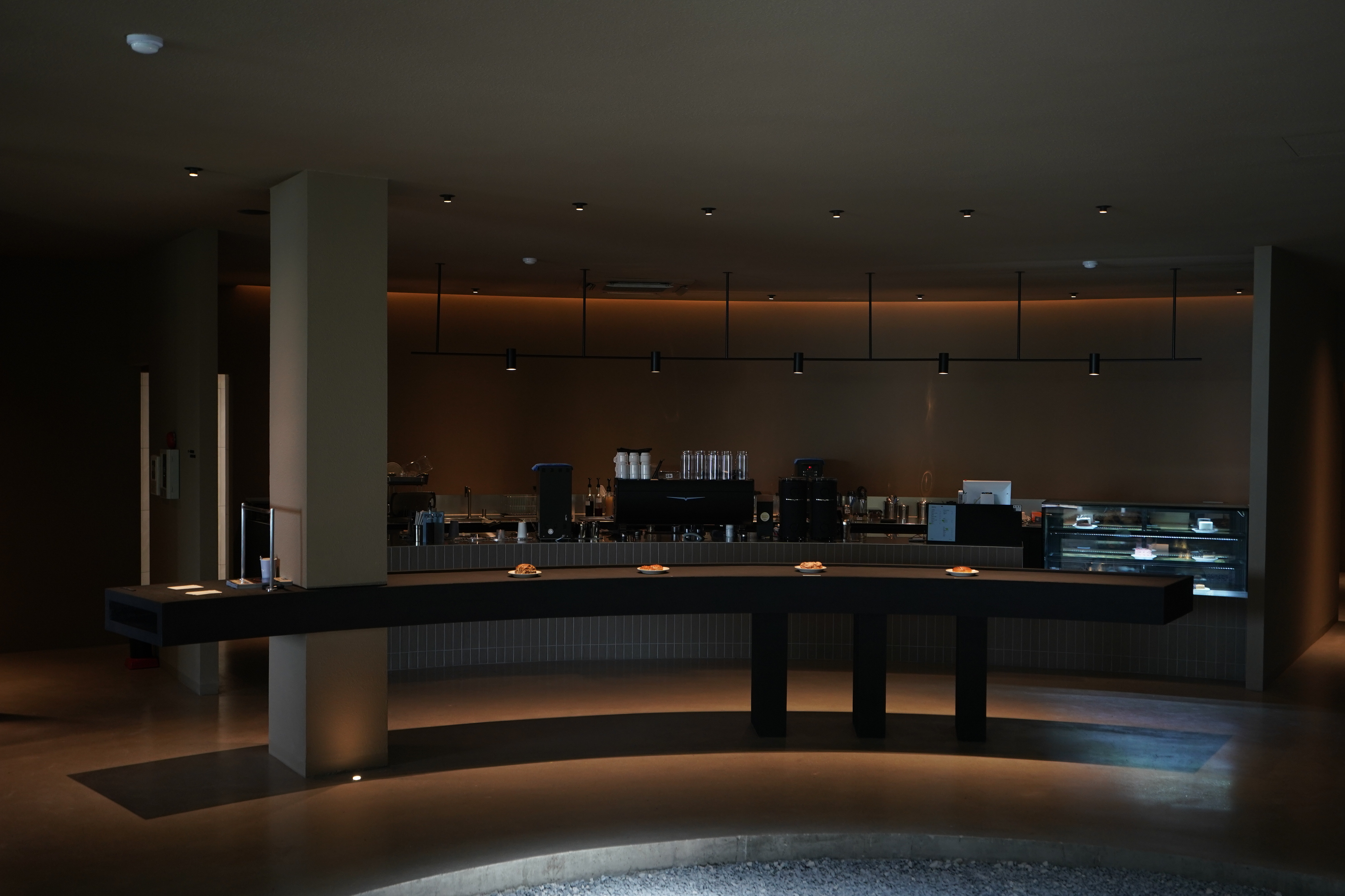 OUTPOST极简主义咖啡厅丨韩国丨space design A.LIVE-26