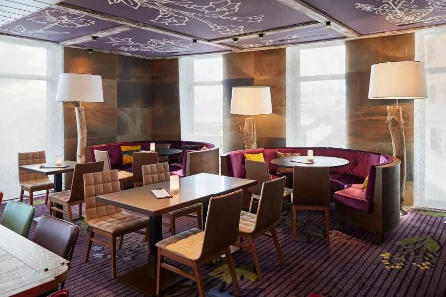 法国阿尔卑斯山脉的 Club Med 度假村,尽享自然美景与舒适体验-47