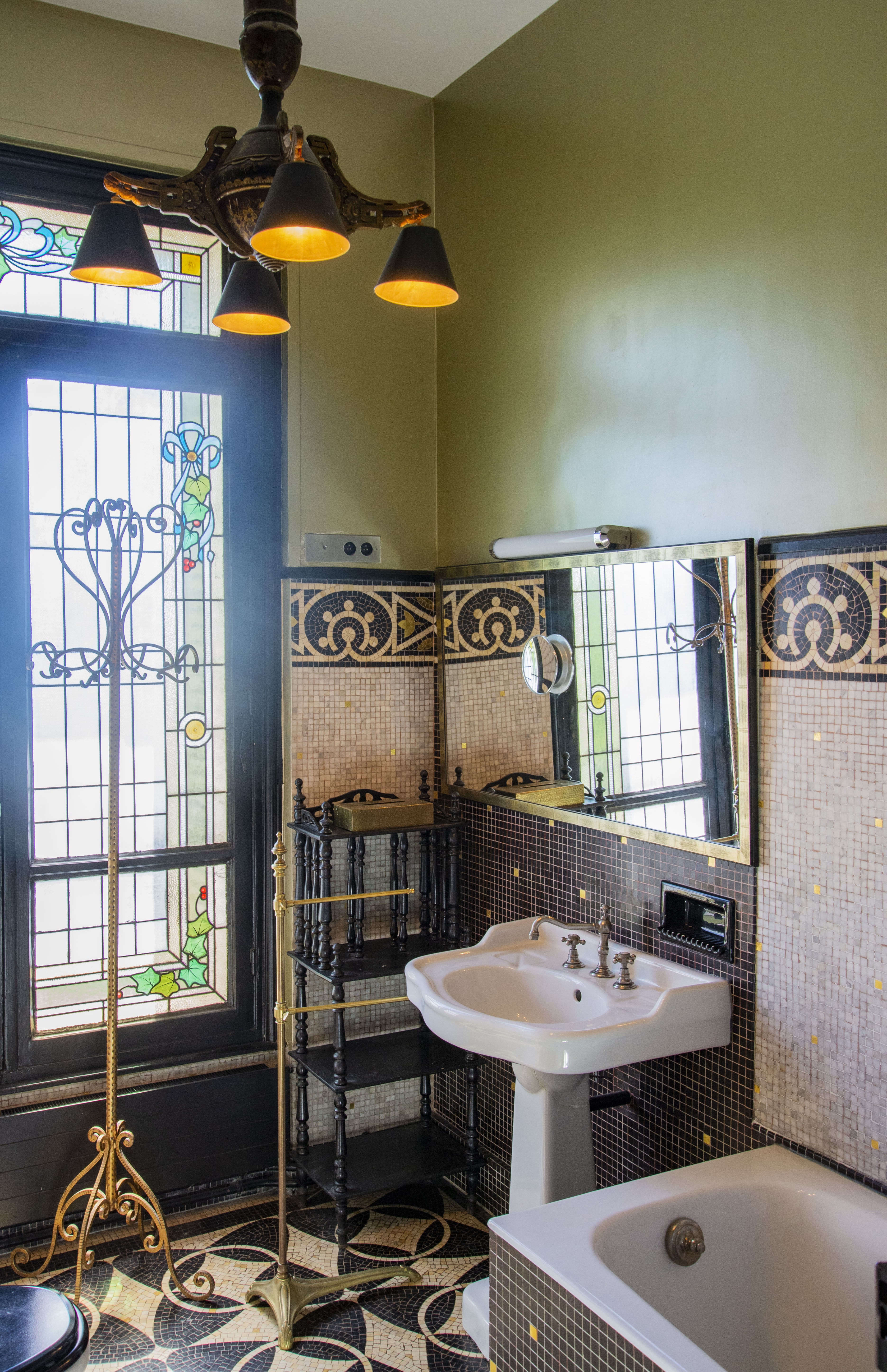 在巴黎设计夫妇的“物体剧场”里-27