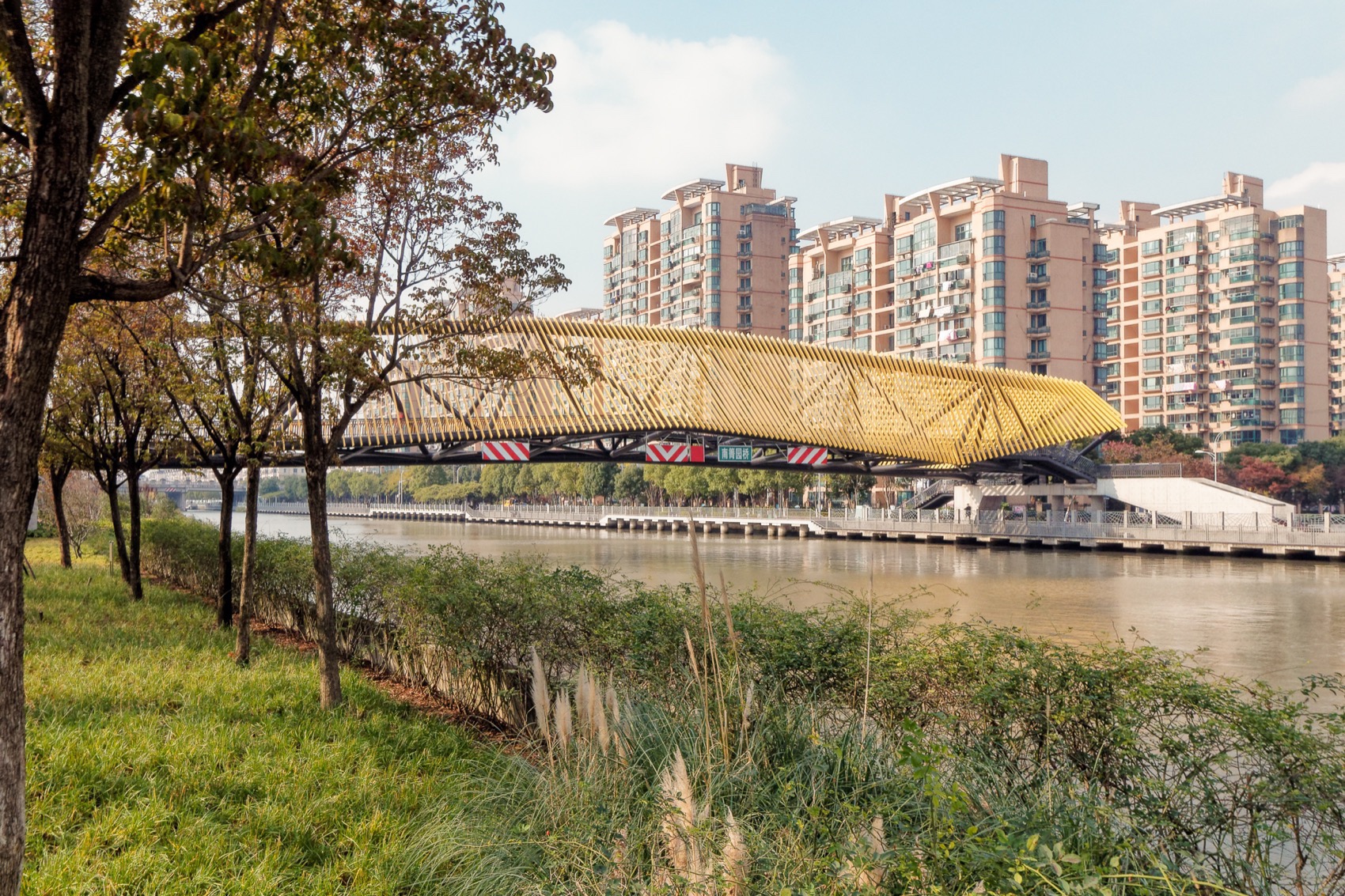 百穗桥·青浦南箐园北侧人行桥丨中国上海丨致正建筑工作室+博风建筑-14
