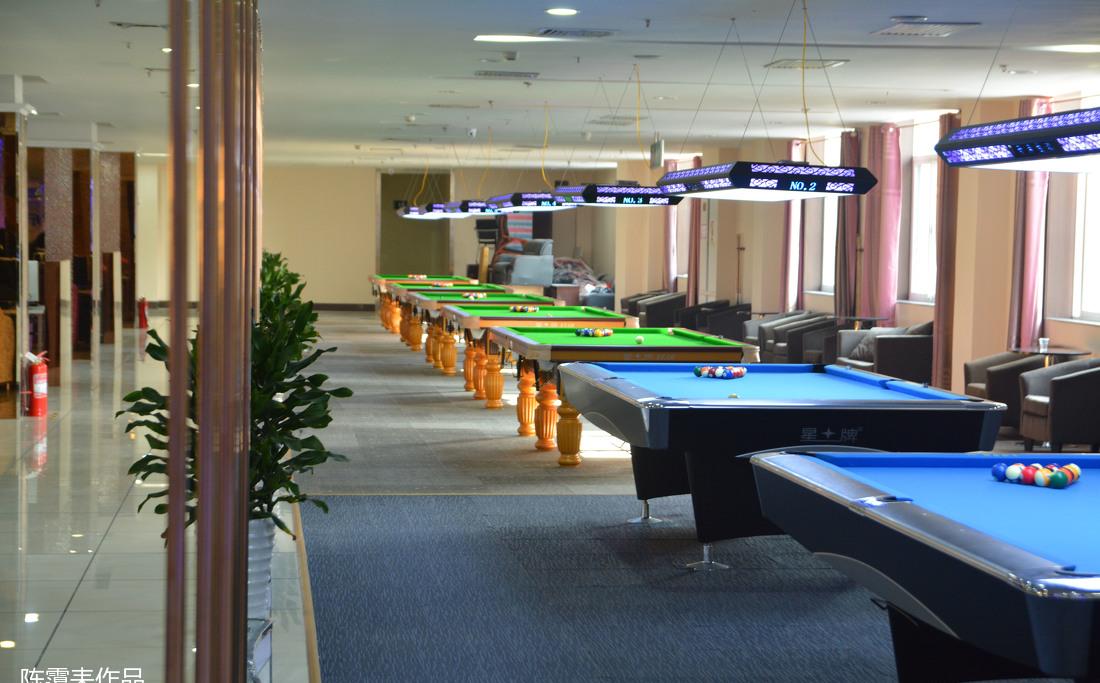 
网吧台球会所 -4