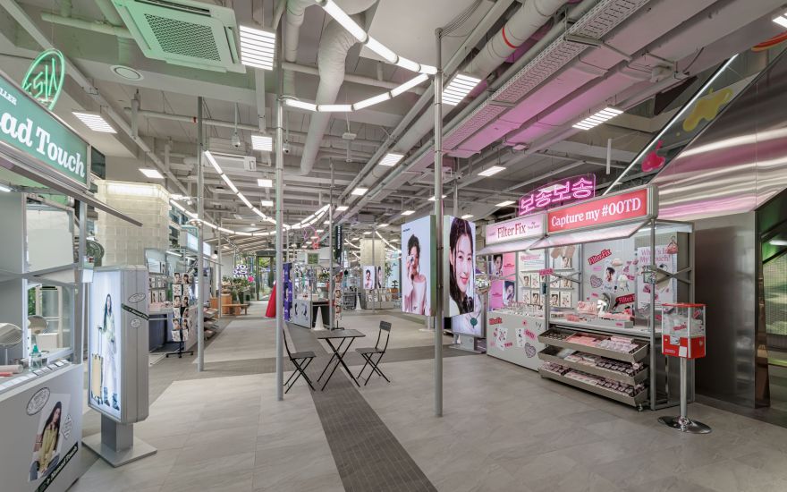 Oliveyoung Trend Fountain Pop-up Store, N Seongsu-13