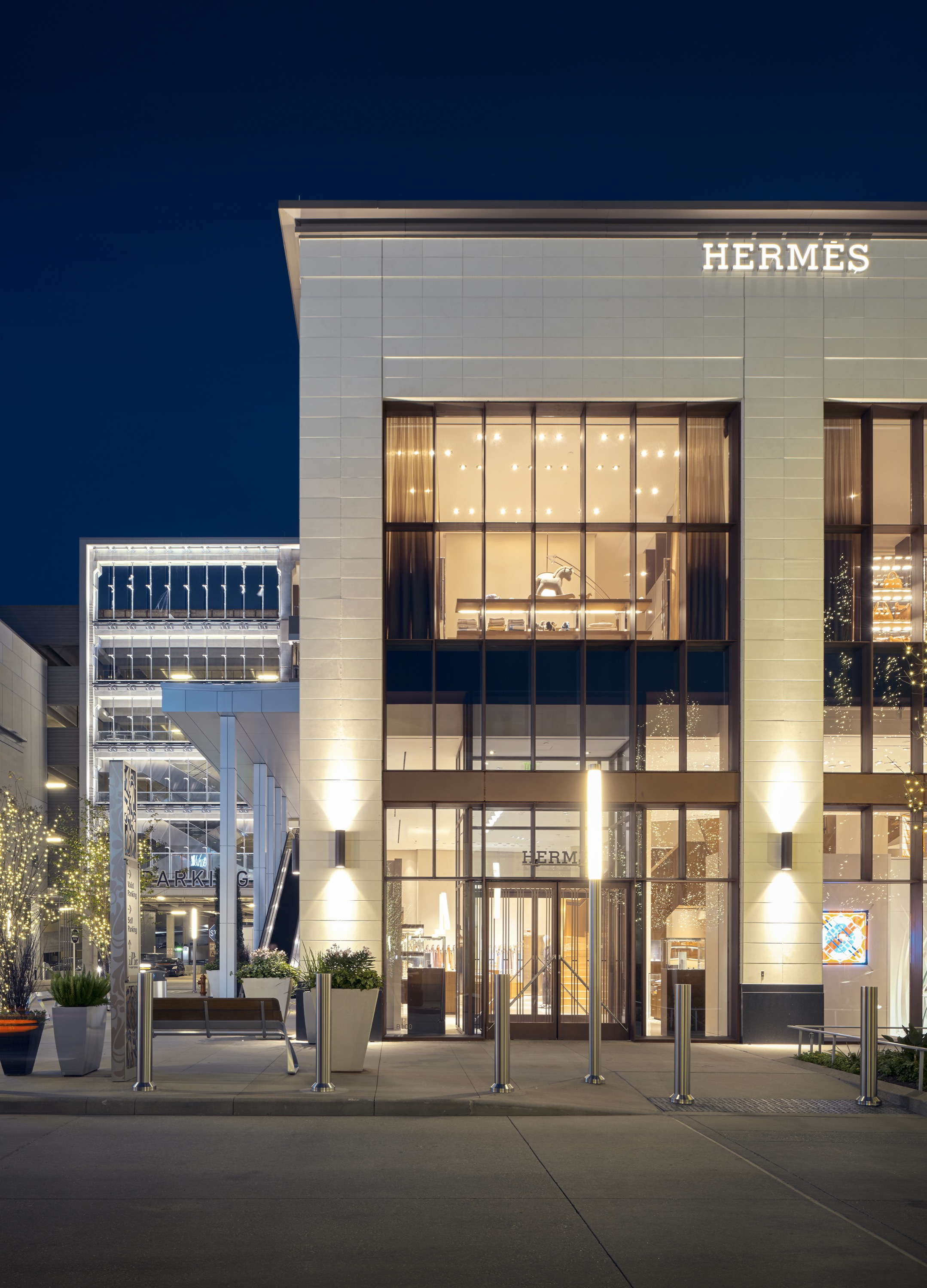 河畔橡树区(River Oaks District)-12