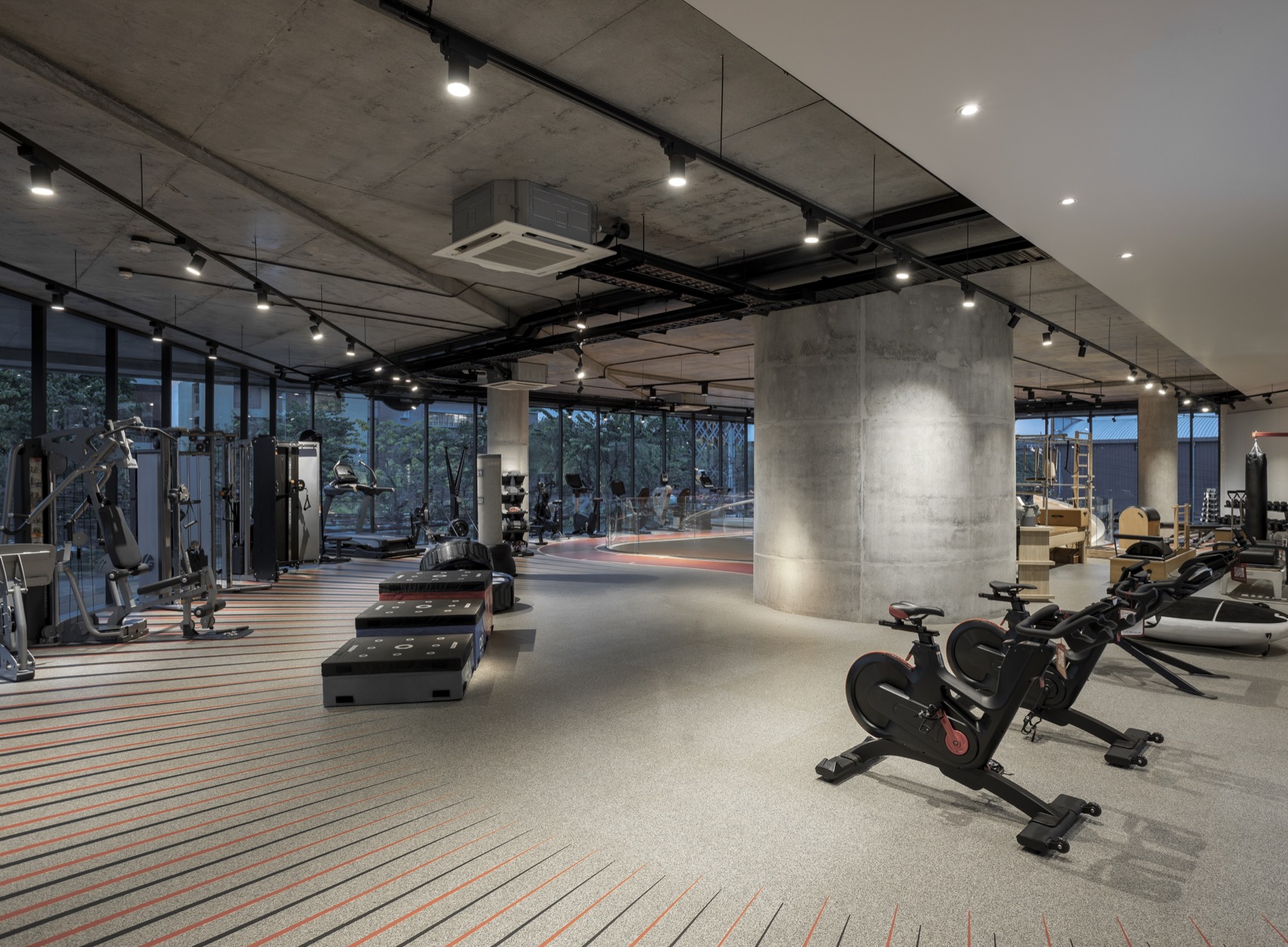 Seara Sports展厅丨泰国曼谷丨Architectkidd-36