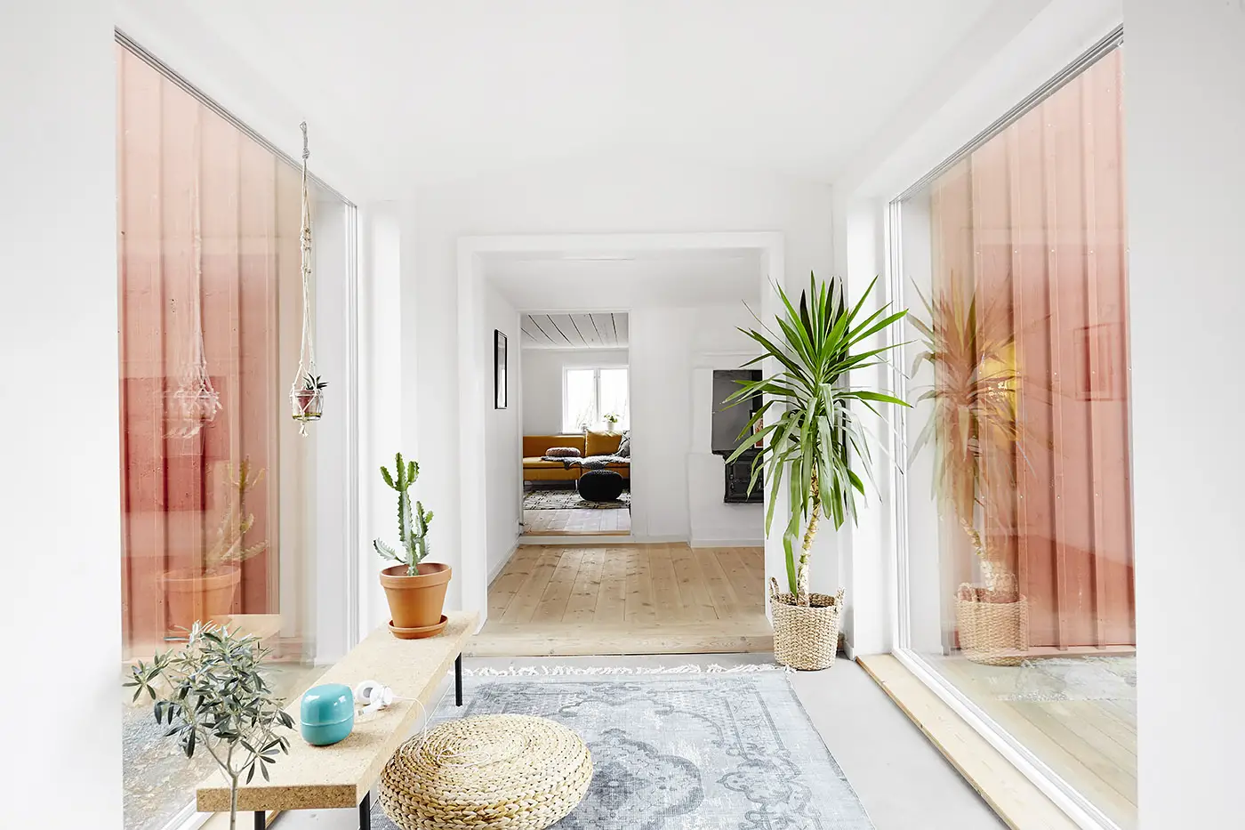 瑞典红木建筑 | 传统外观与现代内设的完美结合-8