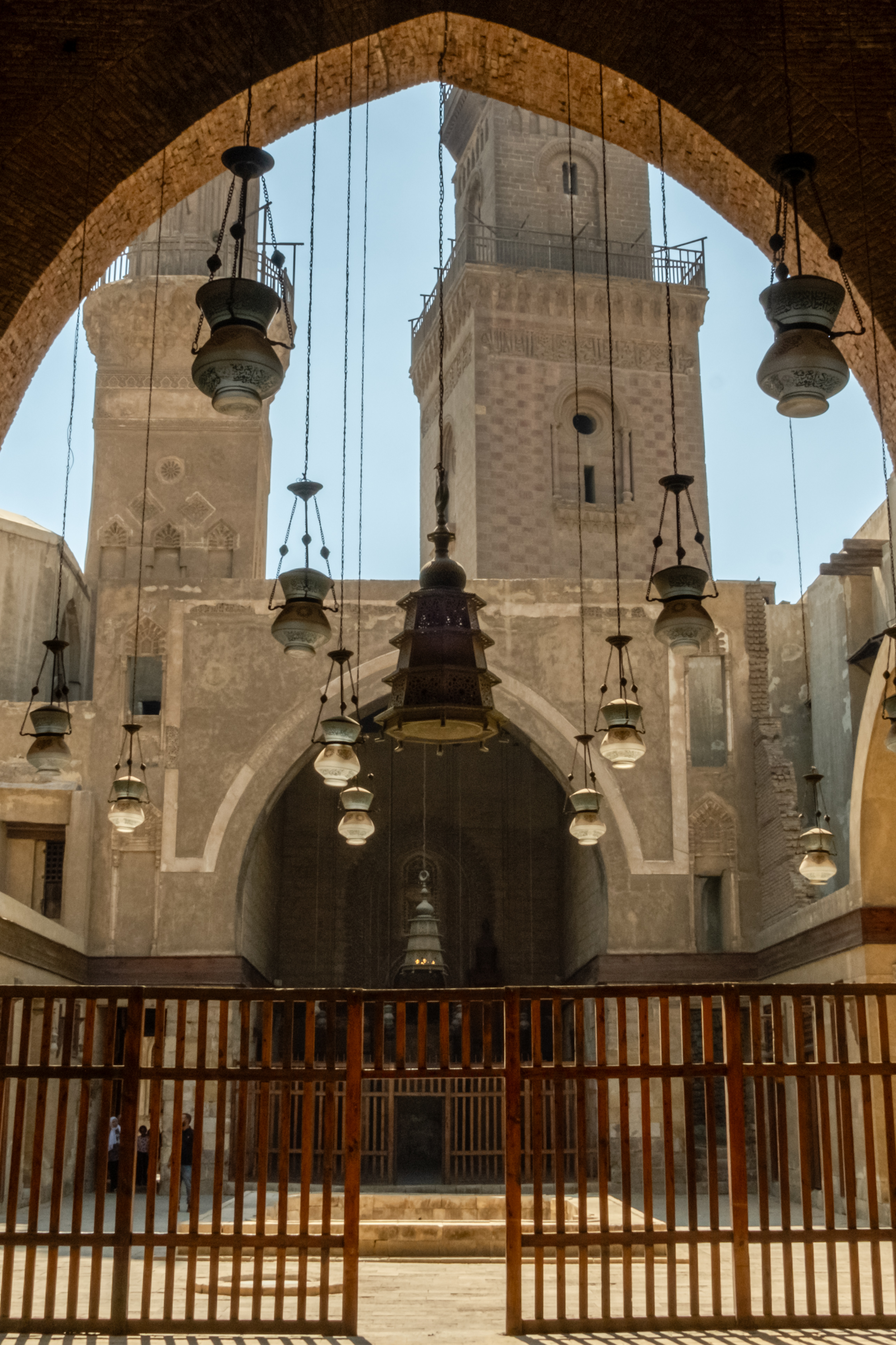 مجموعة السلطان قلاوون بشارع المعز بالقاهرة الفاطمية-9